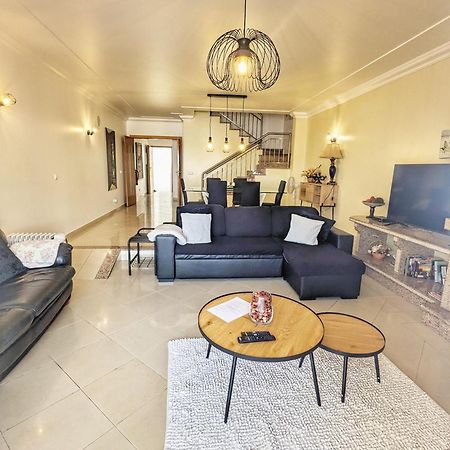 Farm Village- Townhouse 2 Mins From Old Town Albufeira Bagian luar foto