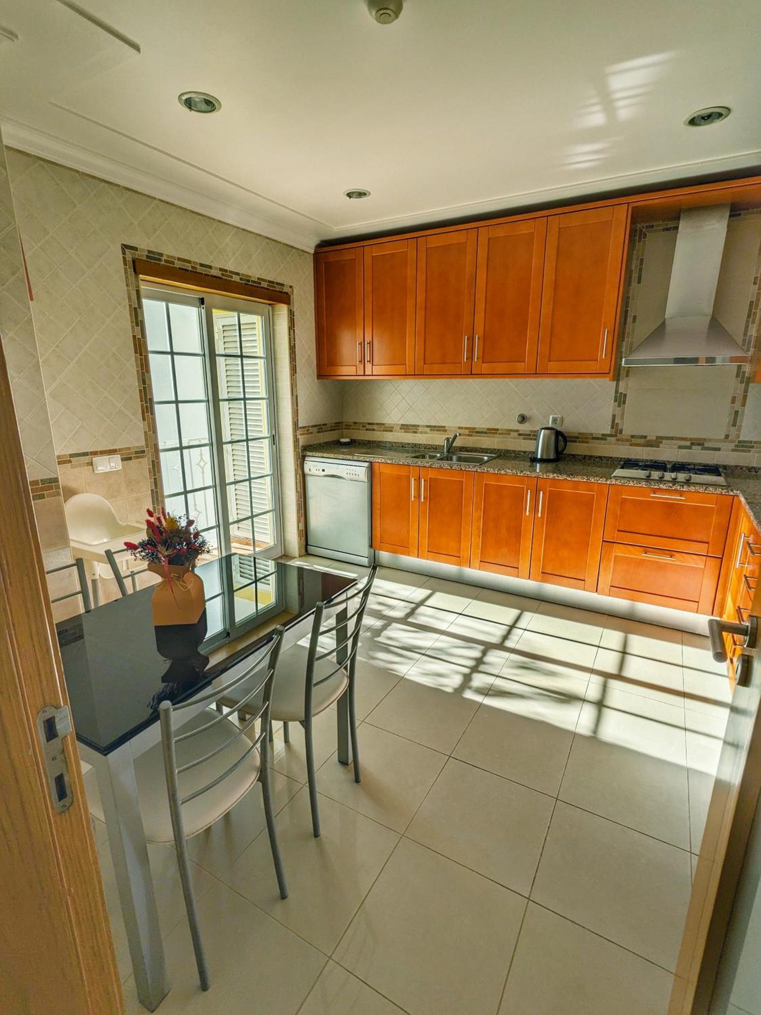 Farm Village- Townhouse 2 Mins From Old Town Albufeira Bagian luar foto