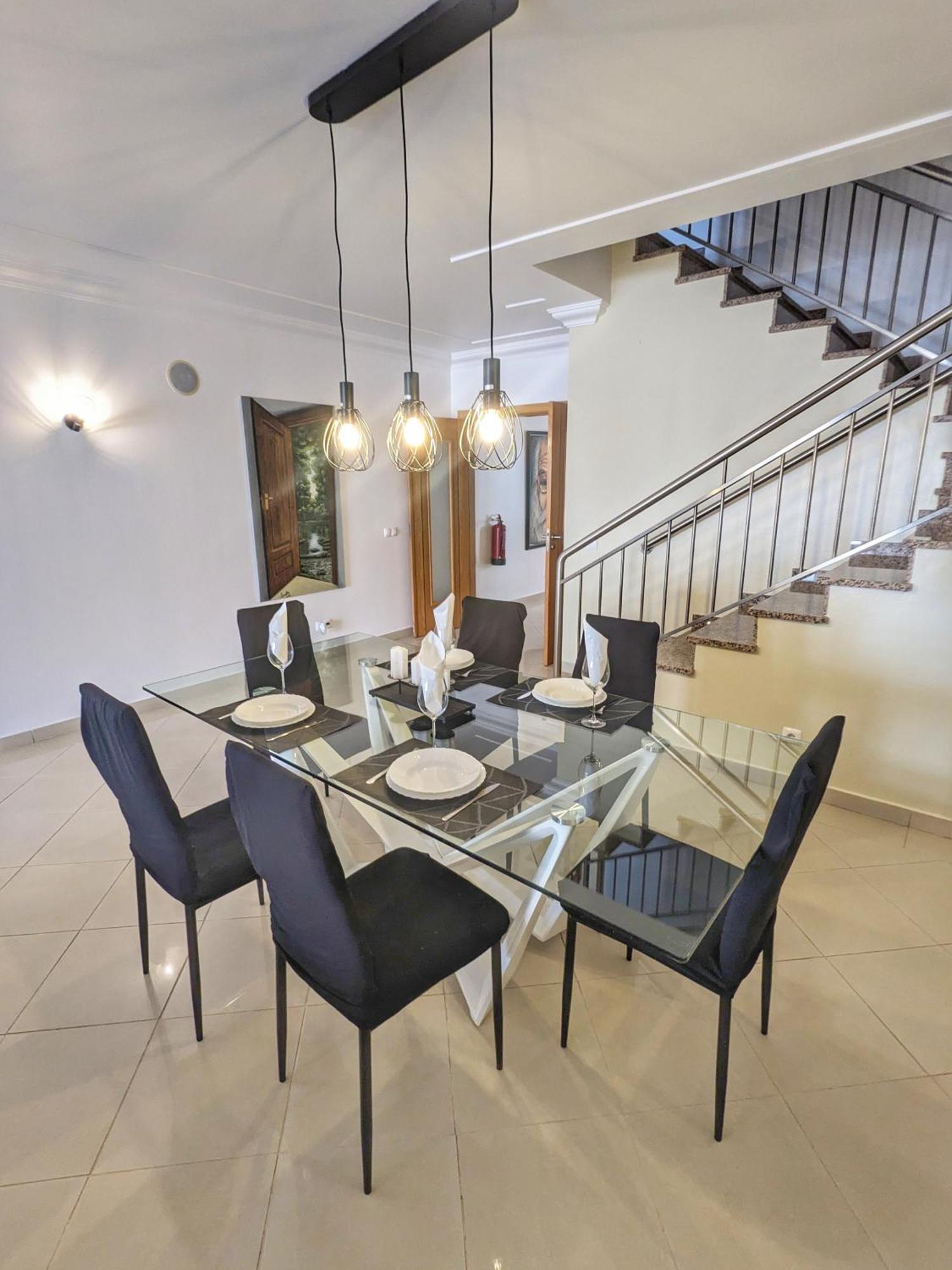 Farm Village- Townhouse 2 Mins From Old Town Albufeira Bagian luar foto