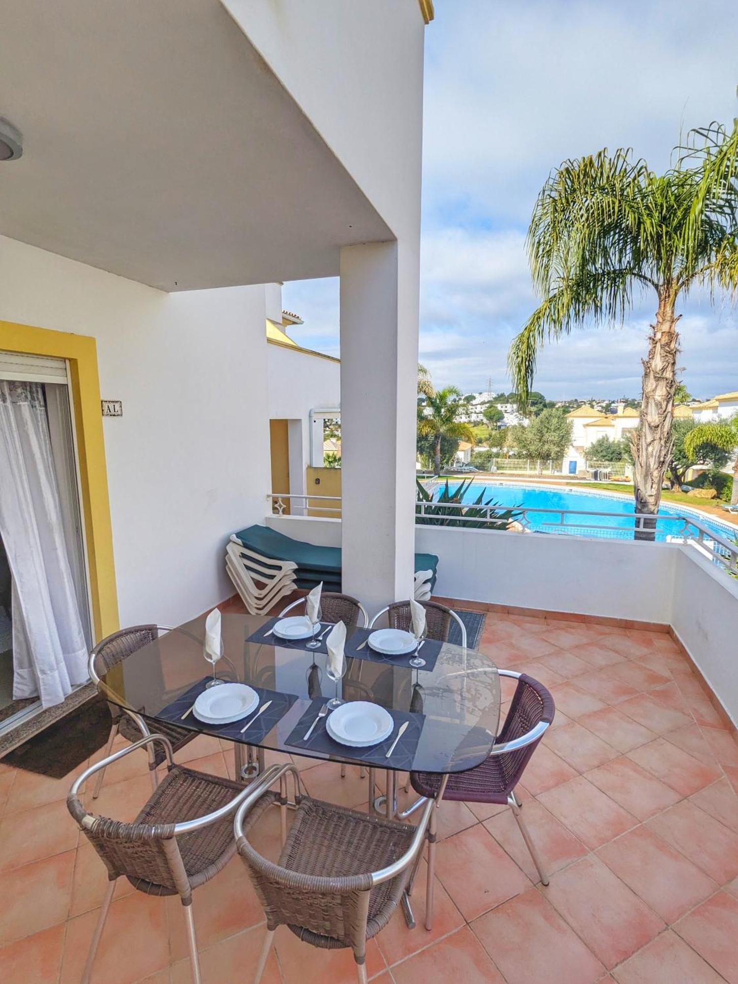 Farm Village- Townhouse 2 Mins From Old Town Albufeira Bagian luar foto